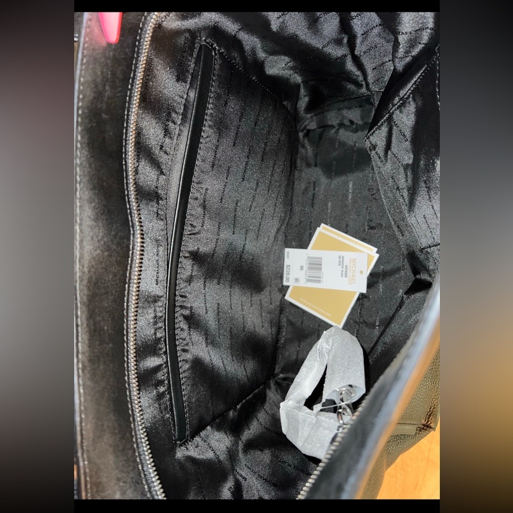 Michael Kors Voyager Tote - Picture 9 of 9